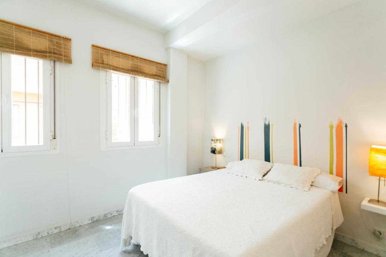Appartement Chic By The Cathedral à Séville Extérieur photo