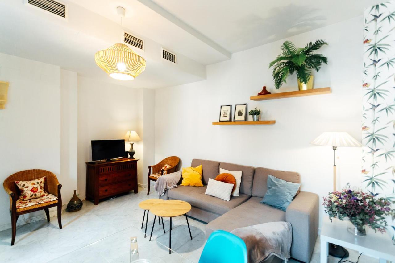 Appartement Chic By The Cathedral à Séville Extérieur photo