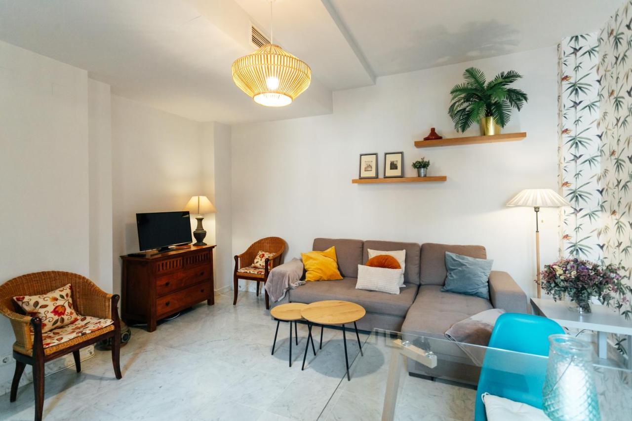 Appartement Chic By The Cathedral à Séville Extérieur photo